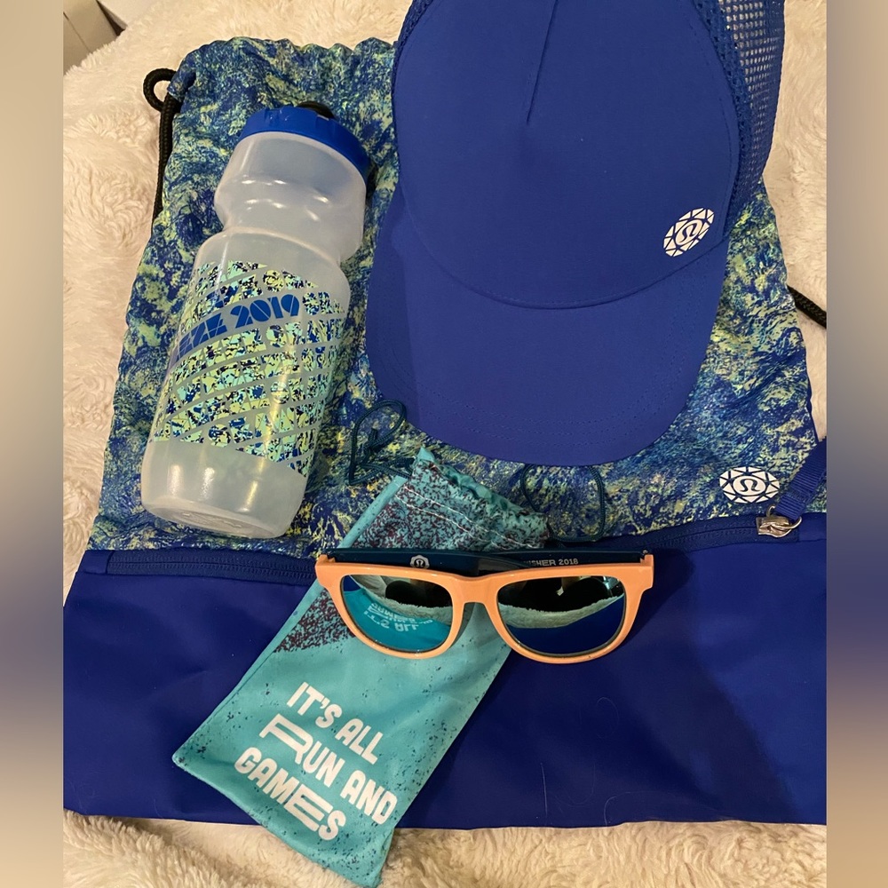 *LIMITED EDITION* Lululemon Seawheeze 2019 Finisher Package - BRAND NEW
